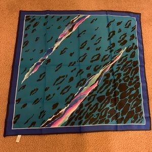 Liz Sinclair blue scarf